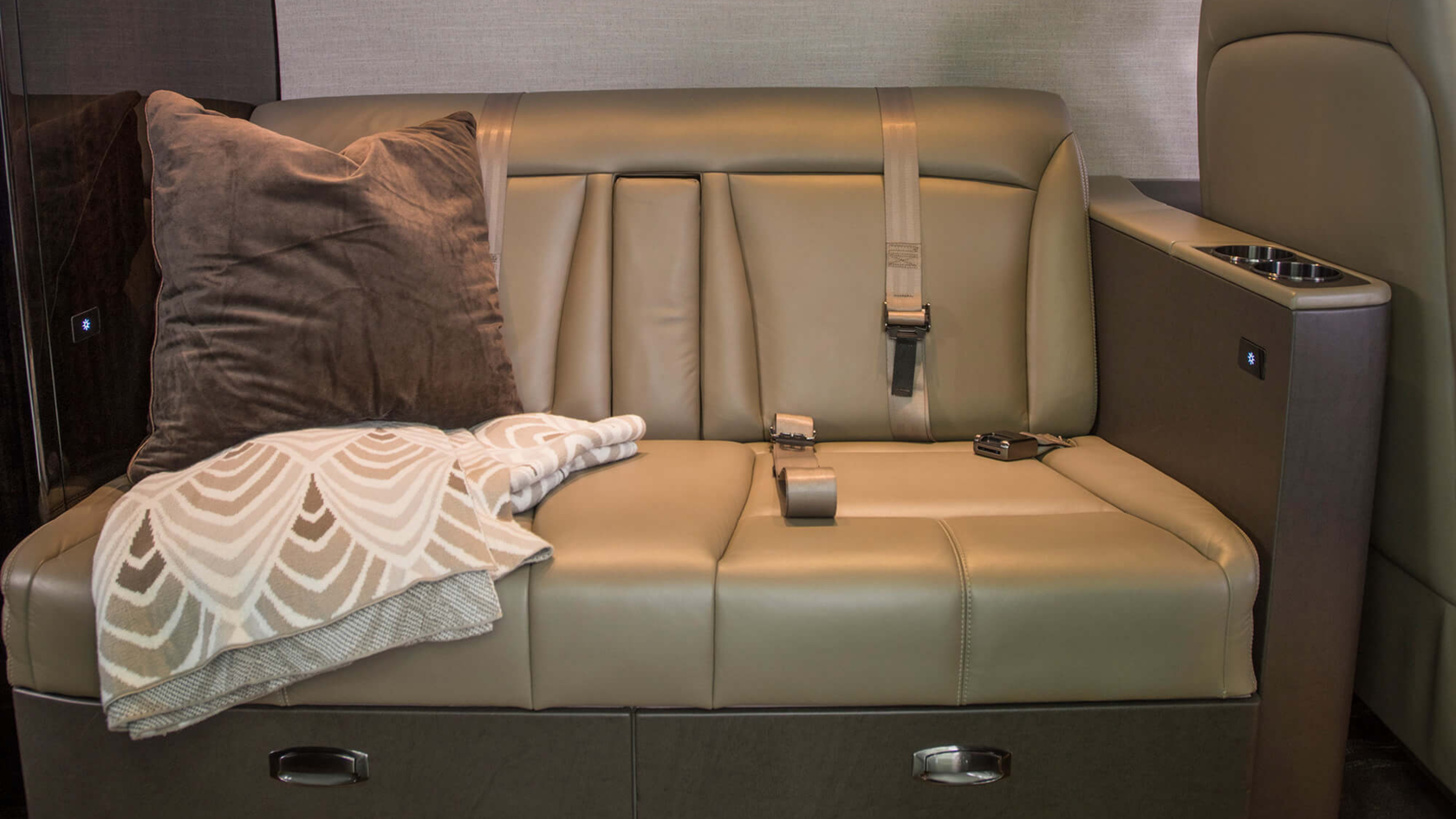 CESSNA CITATION LATITUDE — фото 4