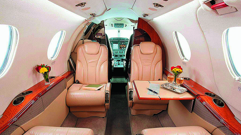 HAWKER BEECHCRAFT PREMIER IA — фото 3
