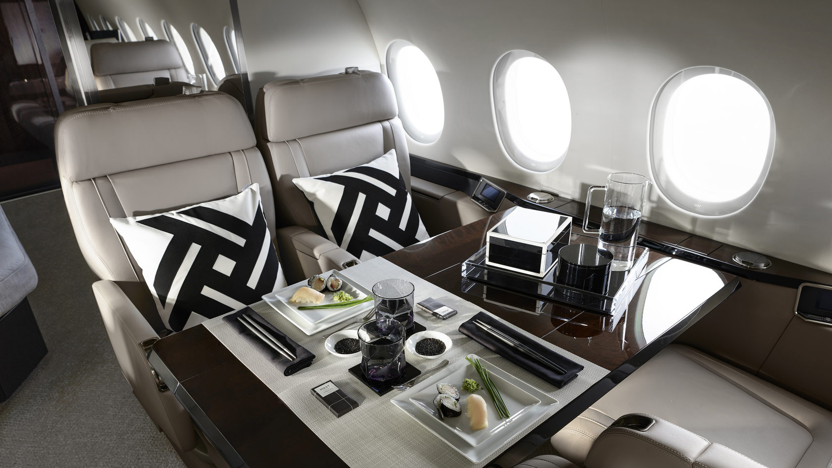 DASSAULT FALCON 900 SERIES — фото 4