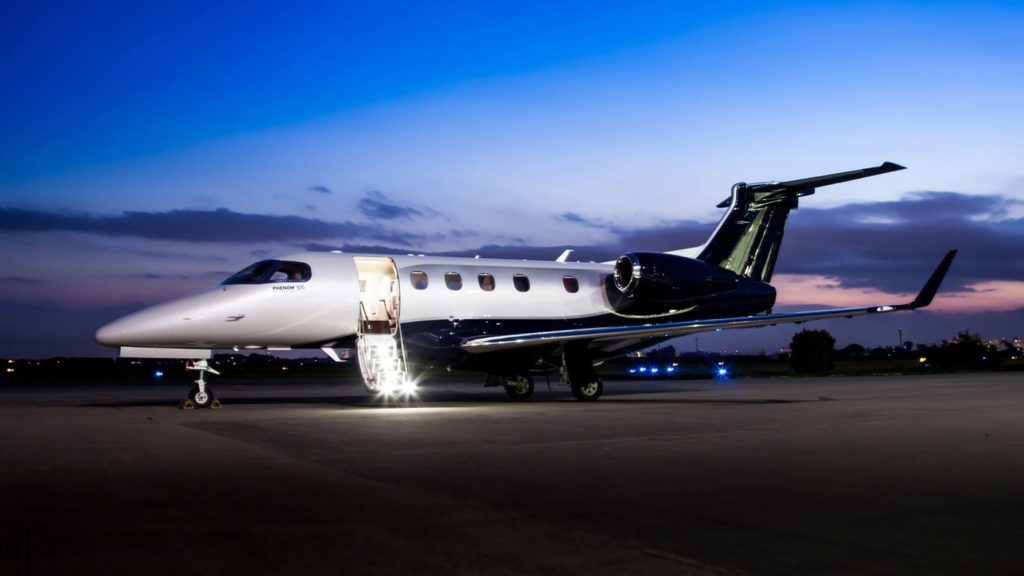 EMBRAER PHENOM 300 — фото 1